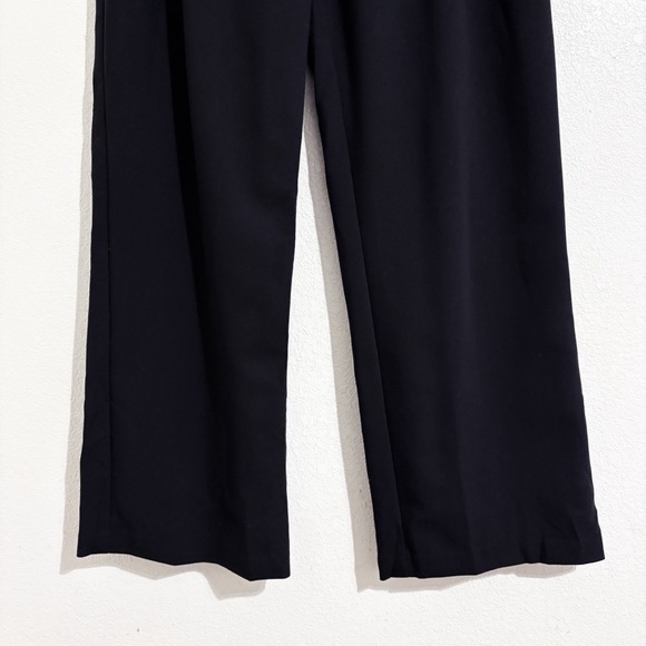 Abercrombie & Fitch Curve Love Sloane Tailored Wide Leg Pant in Black - Picture 9 of 12